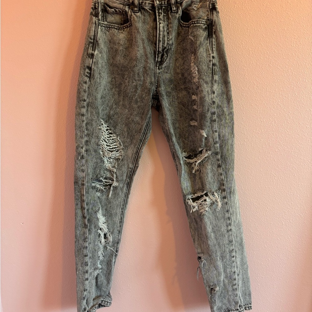 American Eagle Outfitters Distressed Boyfriend Jeans - Gray
